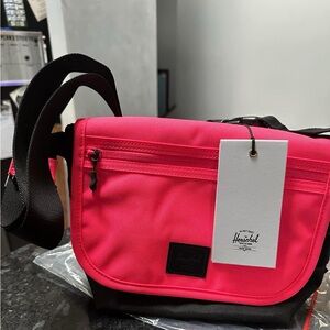 Herschel Women's Pink Crossbody Bag